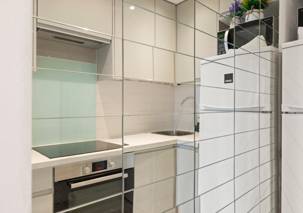 Sg, Classic Knightsbridge Loft Apartment Лондон Екстер'єр фото