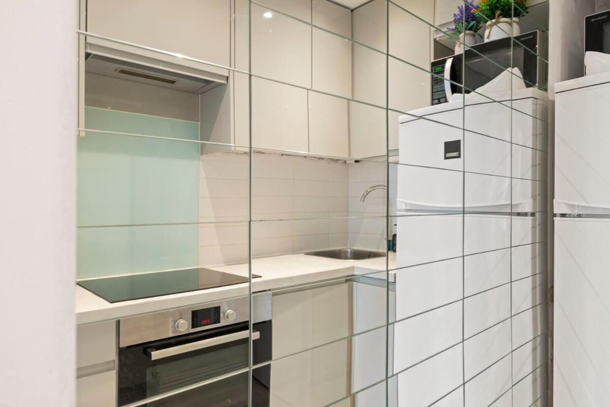 Sg, Classic Knightsbridge Loft Apartment Лондон Екстер'єр фото