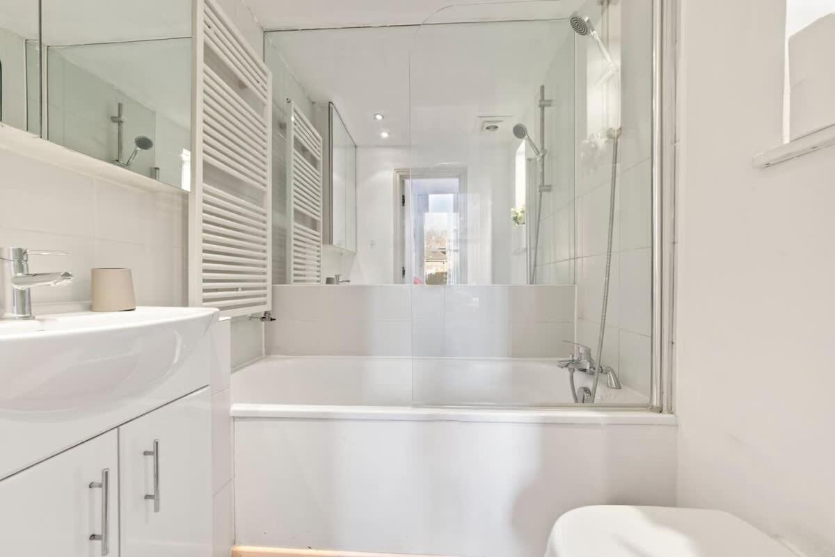 Sg, Classic Knightsbridge Loft Apartment Лондон Екстер'єр фото